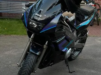 yamaha-fzr-600-genesis