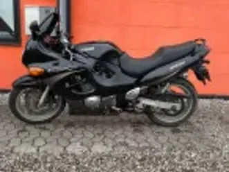suzuki-gsx-600-f