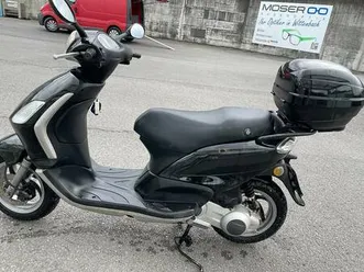 piaggio-fly-125