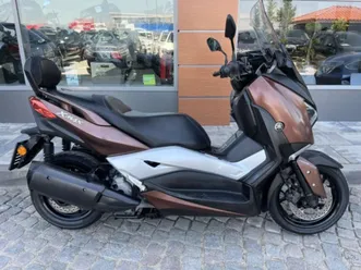 yamaha-x-max-300-abs