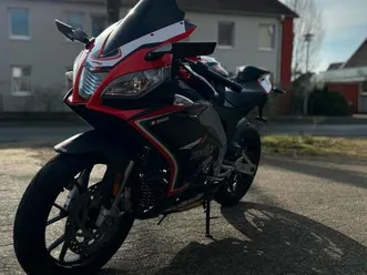 aprilia-rs4-50-fahrbereit-top-gepflegt-sportauspuff