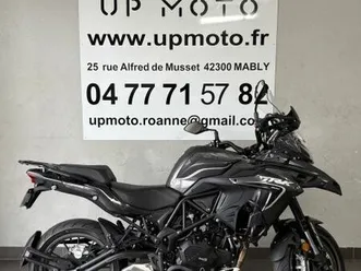 benelli-trk-502-2025-502-cm3-moto-routiere-1-253-km-noir-42300-mably