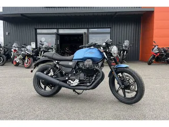 moto-guzzi-v7-stone-2025