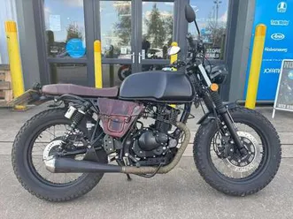 2021-mutt-akita-125-2-owners-2k-miles