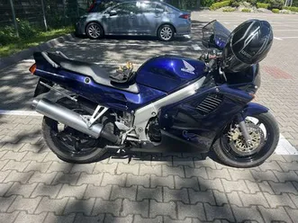 honda-vfr-750-vfr750-rc36-1997-rok-sieradz