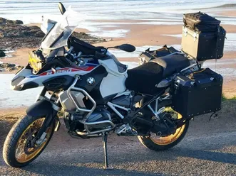 bmw-r1250gsa-te-rallye-2023-panniers-top-box