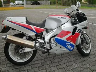 yamaha-fzr-1000-exup