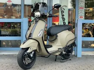 vespa-sprint-s50-desert-storm-45km-bj-11-2020-6850km-scooters-vespa-marktplaats