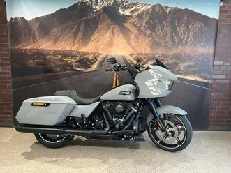 harley-davidson fltrx road glide 2.500€ gutschein