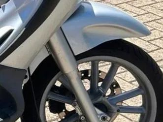 piaggio-beverly-250-ccm