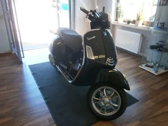 vespa 125 gts