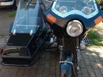 honda-gold-wing-met-eml-sport-zijspan-kleur-zwart-motoren-zijspanmotoren-marktplaats