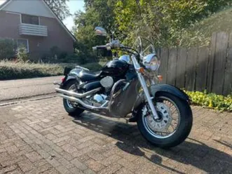 suzuki-intruder-c800-met-tom-tom-rider-motoren-suzuki-marktplaats