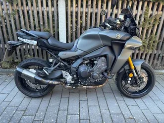 yamaha-tracer-9-gt-akrapovic