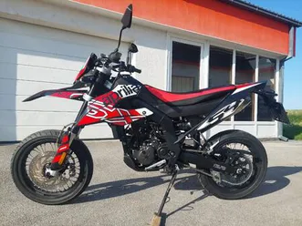 aprilia-sx-125-124-cm3-2023-god