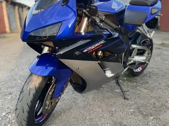 honda-1000rr-sc57-prywatnie-nowe-chechlo