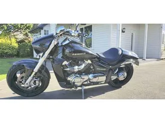 suzuki-m109r-boulevard-2010