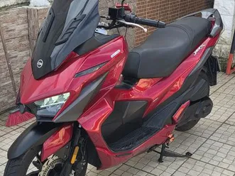 mota-scooter-125-sym-jet-x-amora