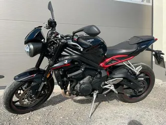 triumph street triple