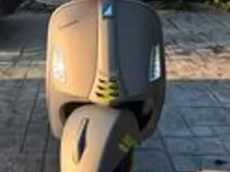 vespa-300-super-tech