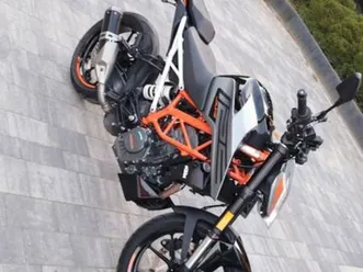 ktm-duke-125-1-wl-w-kraju-zarejestrowany-bieliny
