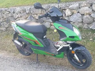 roller-luxxon-jackfire-gruen