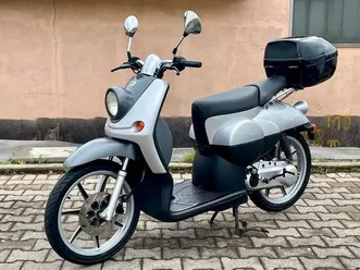 benelli-pepe-mit-25km-h-mofa-50er-zul-bj-2010-nur-8-000km-2-tk