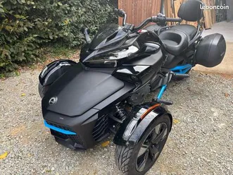 can-am-spyder-f3s-pot-akrapovic