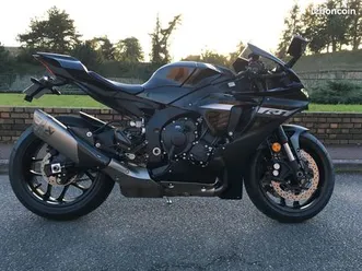 yamaha-r1