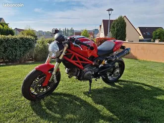 ducati-monster-796-abs-a2