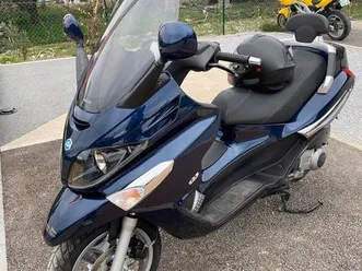 scooter-piaggio-x-evo-parfait-etat