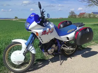 honda-nx-650-dominator-rd-02