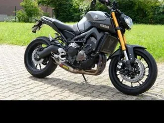 yamaha-mt-09-akrapovic