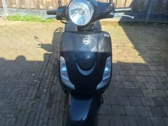 sym-fiddle-2-zwart-incl-slot-scooters-sym-marktplaats