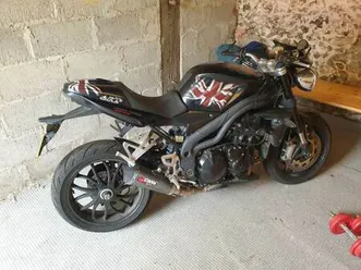 2011 triumph speed triple 1050 cc