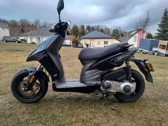 piaggio-new-typhoon-125-ccm