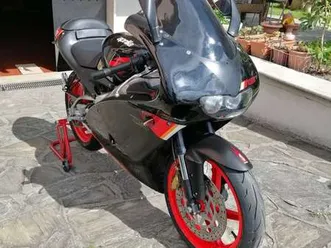 aprilia-rs-125-nero