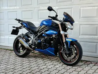triumph-speed-triple-1050