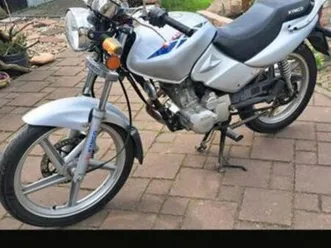 kymco-pulsar-125-kat-b-lubstow