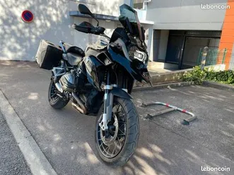 gs-1200-triple-black