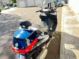 piaggio-xevo-125