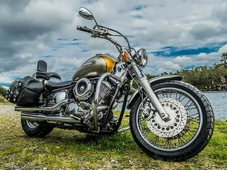 yamaha-xvs-1100-drag-star