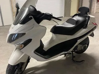 scooter-piaggio-125-x-evo