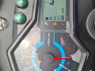 akt-cr4-125-mod-2025-casi-nueva