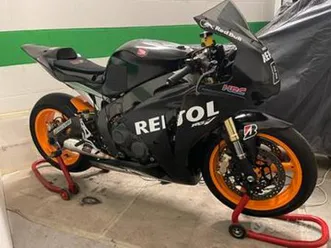 honda-cbr-1000rr-repsol-pronto-pista