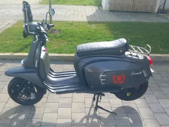 scomadi-royal-alloy-vespa