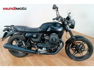 moto-guzzi-v7-iii-stone-2020