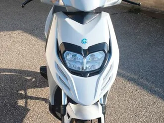 vend-scooter-typhoon