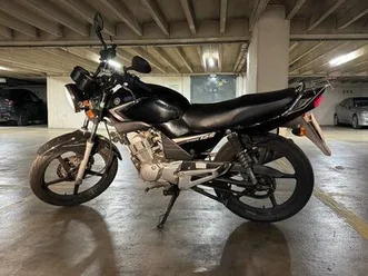 moto-125-cc-yamaha-ybr-125-de-2010-parfait-etat