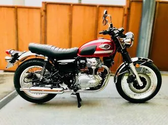 w800-abs-permis-a2-a-2023-9796km-gar-1-2-3ans-jhbmotos